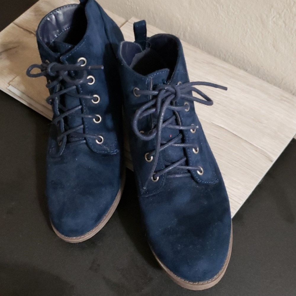 EUC Just Fab boots